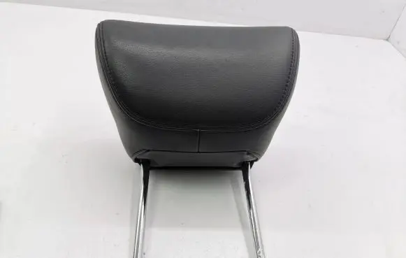 Nissan Murano Z50 Front seat headrest 