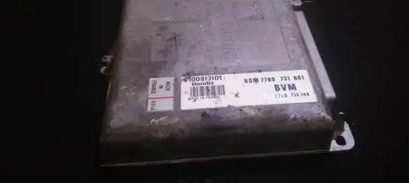 Renault 19 Engine control unit/module hom7700731801 7700735140