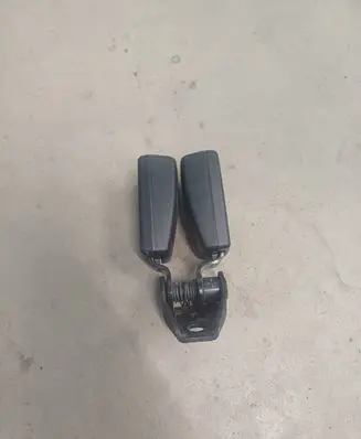 Volkswagen PASSAT B7 USA Rear seatbelt buckle 561857739QVZ