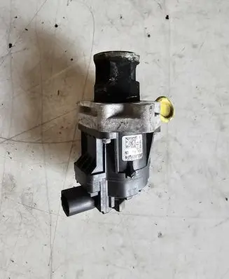 Opel Insignia A EGR valve 55566052