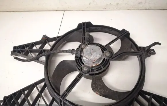 Renault Twingo II Radiator cooling fan shroud