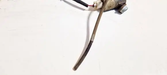 Toyota Avensis T270 Windscreen/windshield washer pump