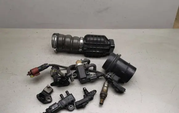 Peugeot 508 Mass air flow meter 9687261180 70163302 9672875080