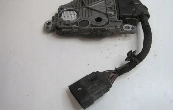 Peugeot Partner III Combustion control unit/module 9834910080