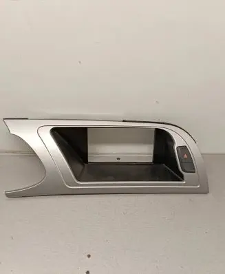 Audi A4 S4 B8 8K Radio/GPS head unit trim 8K1857186F