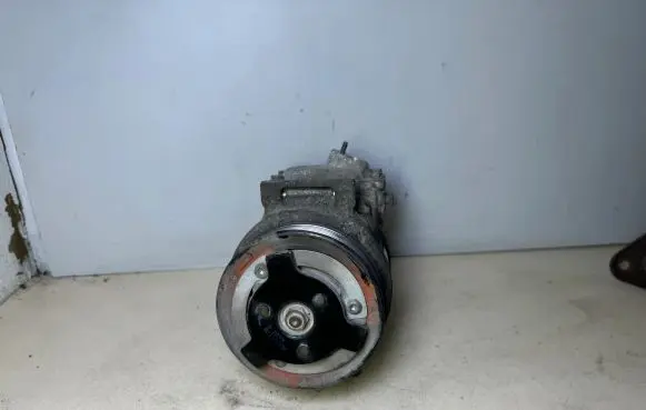 Volkswagen PASSAT B6 Air conditioning (A/C) compressor (pump) 1K0820803S 013209096B4 R134A