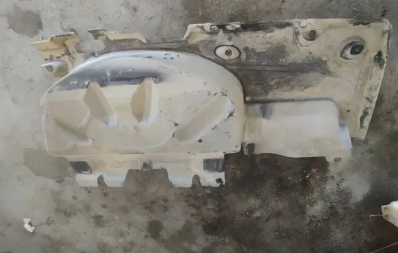Volkswagen Multivan T5 Trunk boot underbody cover/under tray 7H0825194D