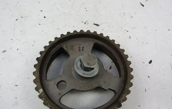 Ford Focus Camshaft pulley/ VANOS 