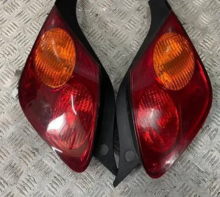 Lexus SC 430 Rear/tail lights set LEXUSSC SC430 HAMU4079754