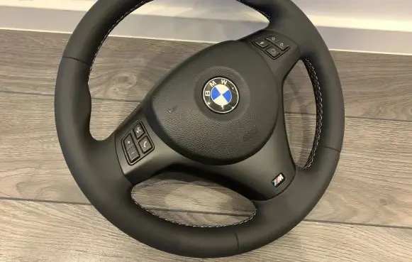 BMW X1 E84 Steering wheel