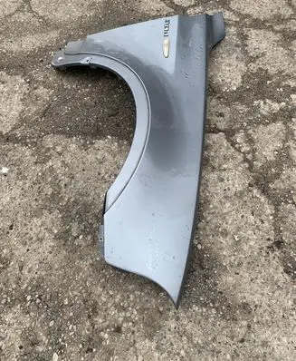 BMW X3 E83 Fender