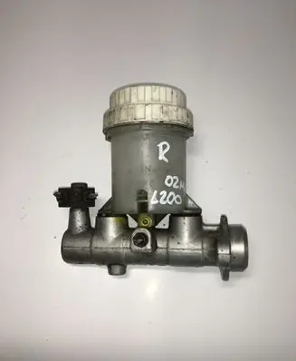 Mitsubishi L200 Master brake cylinder 