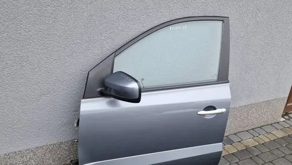 Renault Koleos I Front door 