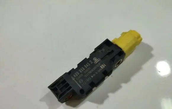 Audi A3 S3 8P Airbag deployment crash/impact sensor 4B0959643D