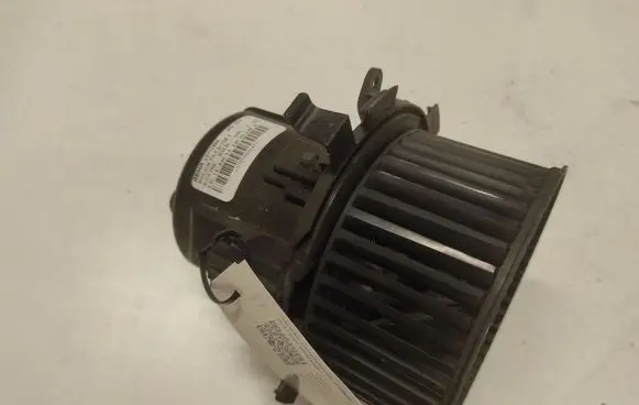Citroen C5 Heater fan/blower L5771000 1809 BZ38379