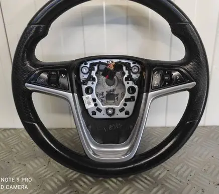 Opel Insignia A Steering wheel 