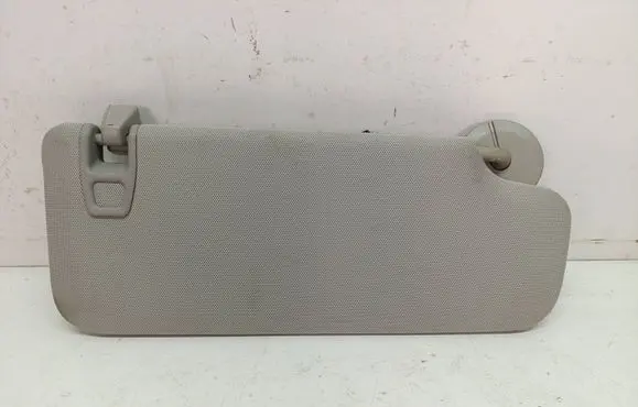 Chevrolet Malibu Sun visor