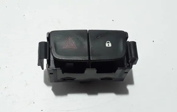 Opel Vivaro Hazard light switch 252100622R