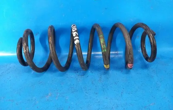 Toyota Prius (XW30) Rear coil spring 4823147140