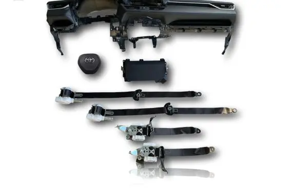 Toyota RAV 4 (XA50) Dashboard