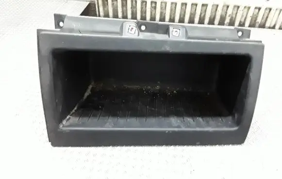 Ford Transit Glove box 90102V347021