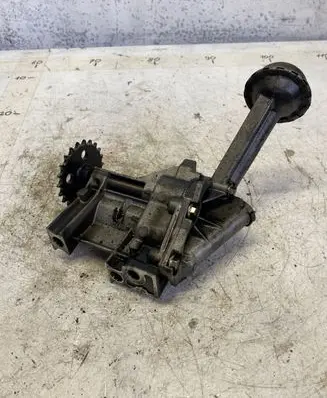 Renault Kangoo I Oil pump 
