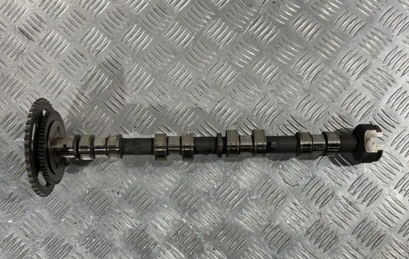 Toyota Corolla Verso AR10 Camshaft 135020R010 135230R010