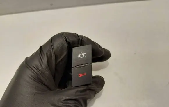 Audi A3 S3 8P Central locking switch button 4F1962107