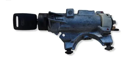 Audi A4 S4 B5 8D Ignition lock 4D0905851E