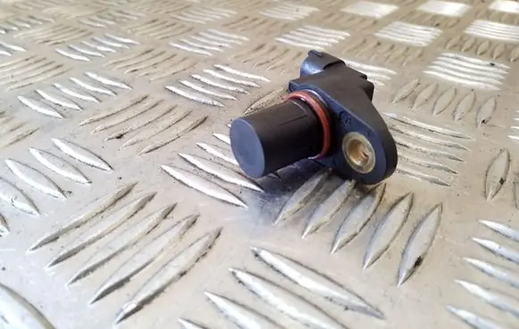 Mercedes-Benz A W169 Crankshaft position sensor A0051531328