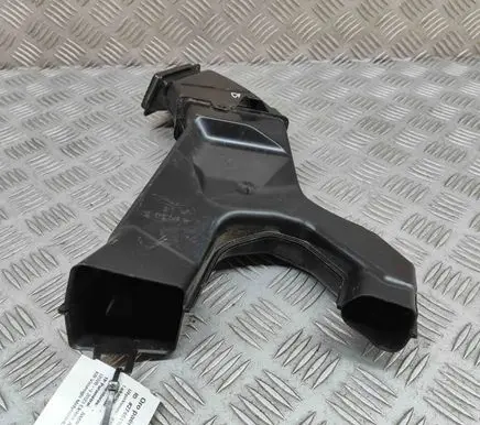 BMW iX3 G08 Water drain line hose 7411524 7411520