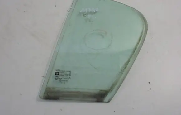 Opel Corsa D Rear side window 