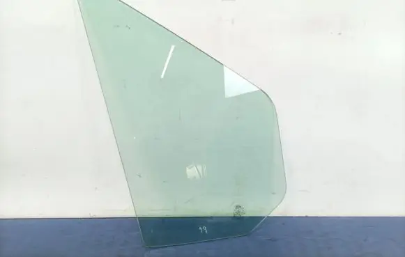 Ford Transit VII Front door window glass four-door
