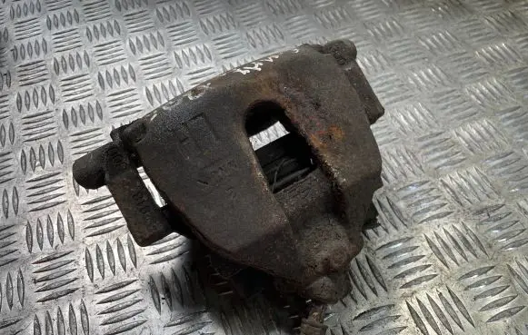 Ford C-MAX I Front brake caliper