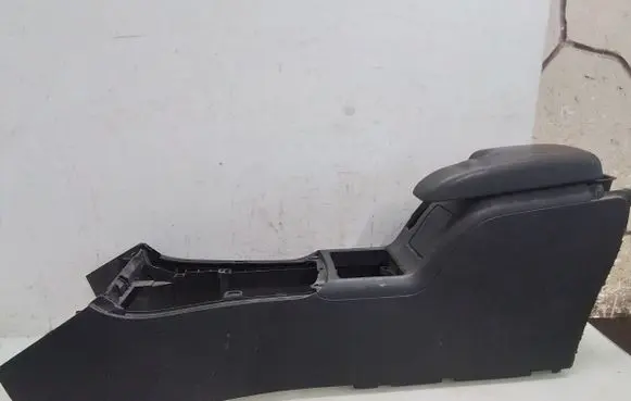 Mercedes-Benz B W245 Center console 