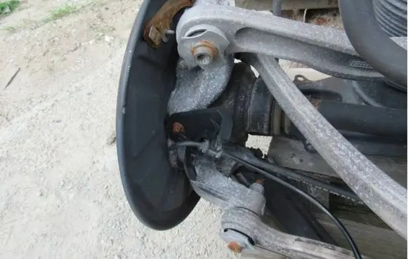 Mercedes-Benz CLS C218 AMG Rear wheel hub spindle/knuckle 