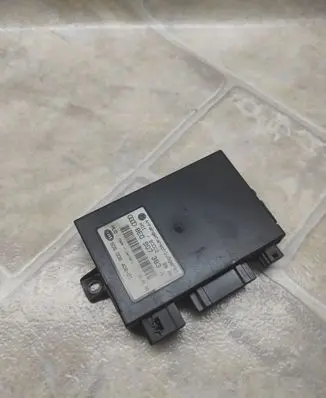 Volkswagen Touareg I Tow bar trailer control unit/module 8E0907383A