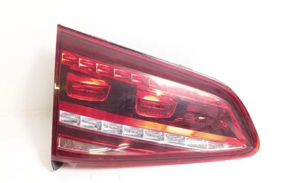 Volkswagen Golf VII Tailgate rear/tail lights 5G0945307F