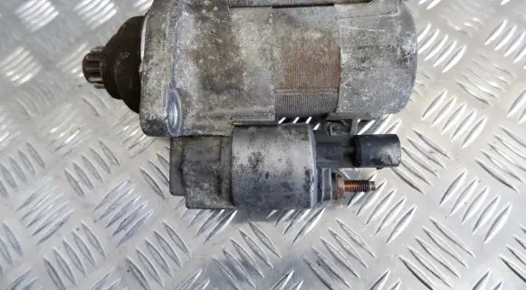 Volkswagen PASSAT B6 Starter motor 027911023H