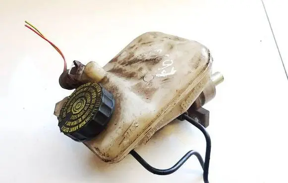Citroen Xsara Master brake cylinder 2103089922