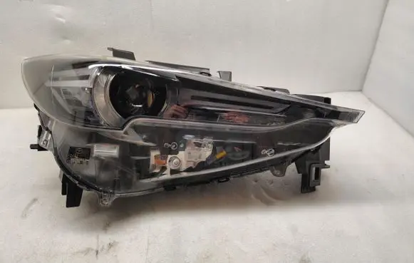 Mazda CX-5 II Headlight/headlamp