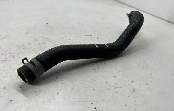 Ford Escape IV Engine coolant pipe/hose PV4E8A582AA