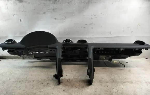 Audi A3 S3 A3 Sportback 8P Dashboard 8P1857067