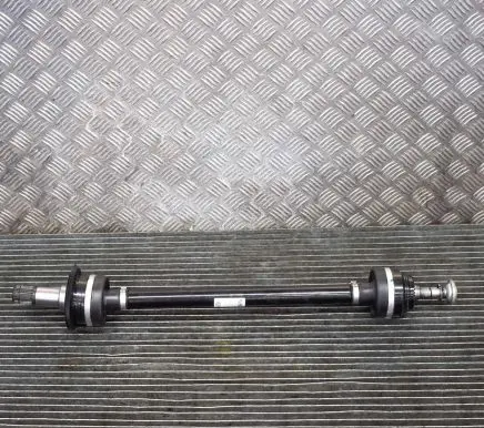 BMW 5 G30 G31 Rear driveshaft 8686241