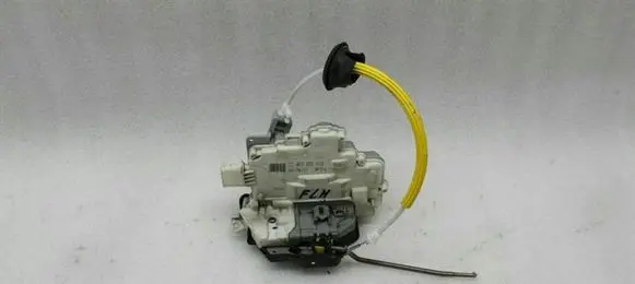 Audi A3 S3 8P Front door lock 4F2837015
