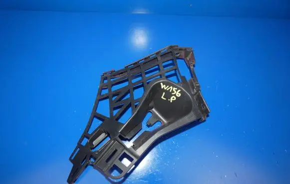 Mercedes-Benz GLA W156 X156 Front bumper mounting bracket A1568851521