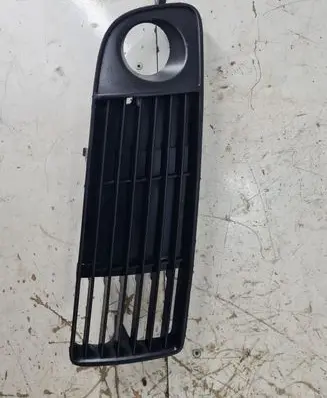 Audi A6 S6 C5 4B Front bumper lower grill 4B0807682H