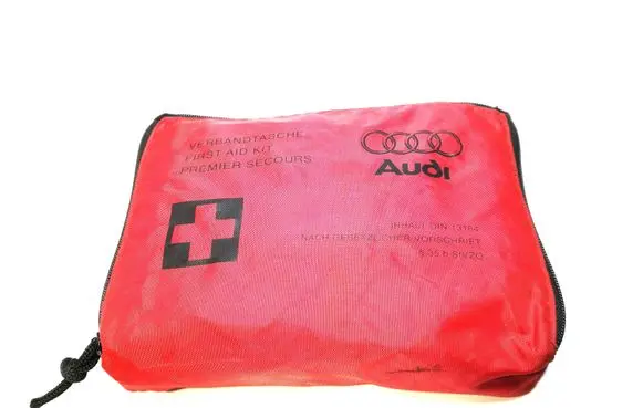 Audi A8 S8 D3 4E First aid kit 4E0860282 13164
