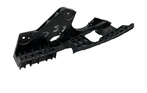 Lexus IS 220D-250-350 Front bumper mounting bracket 5211653020 2F4U0