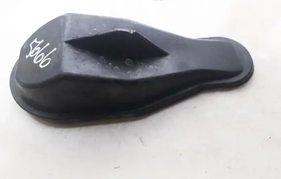 Renault Espace II Headlight/headlamp dust cover